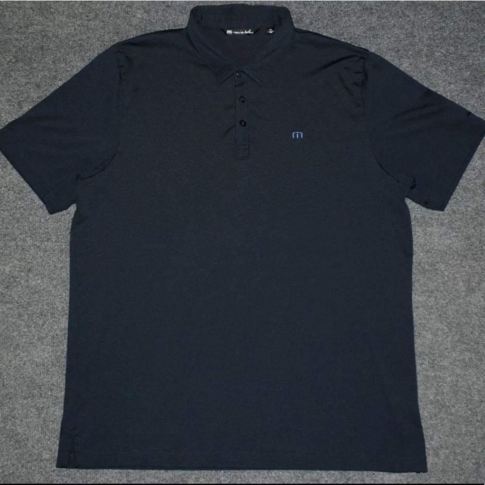 Travis Mathew golf bundle! Polo/shorts